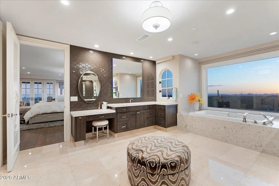 Real Estate Picture 70