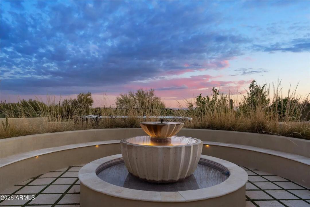 Real Estate Picture 97