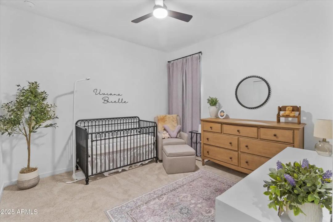 Real Estate Picture 24