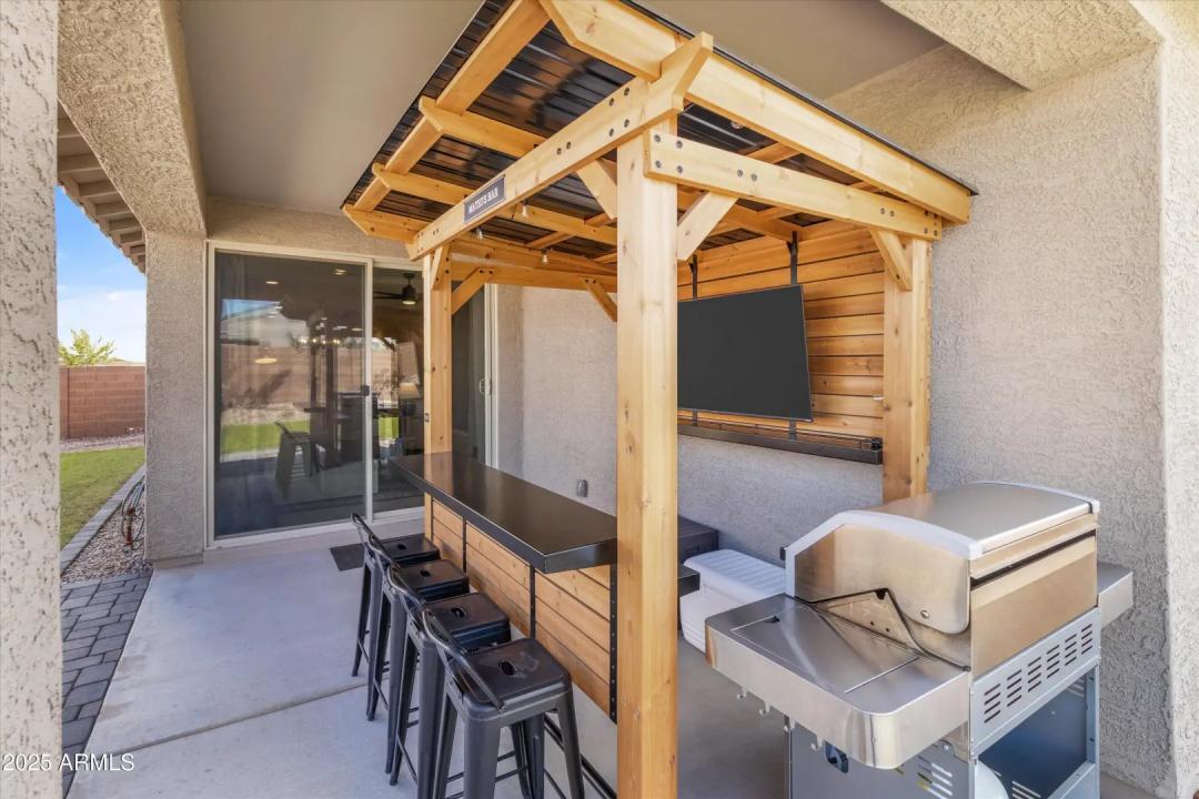 Real Estate Picture 48