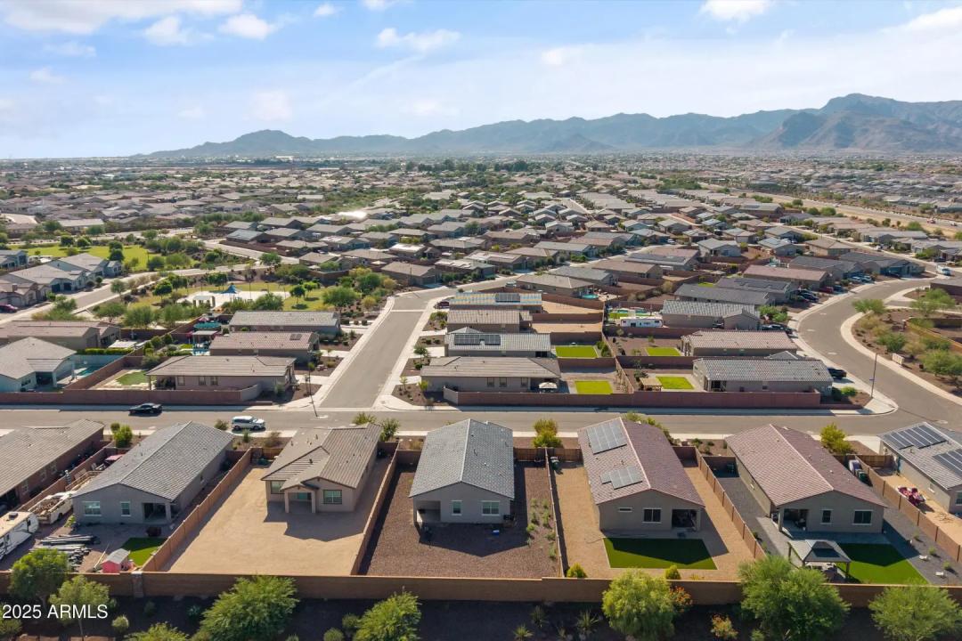 Real Estate Picture 54