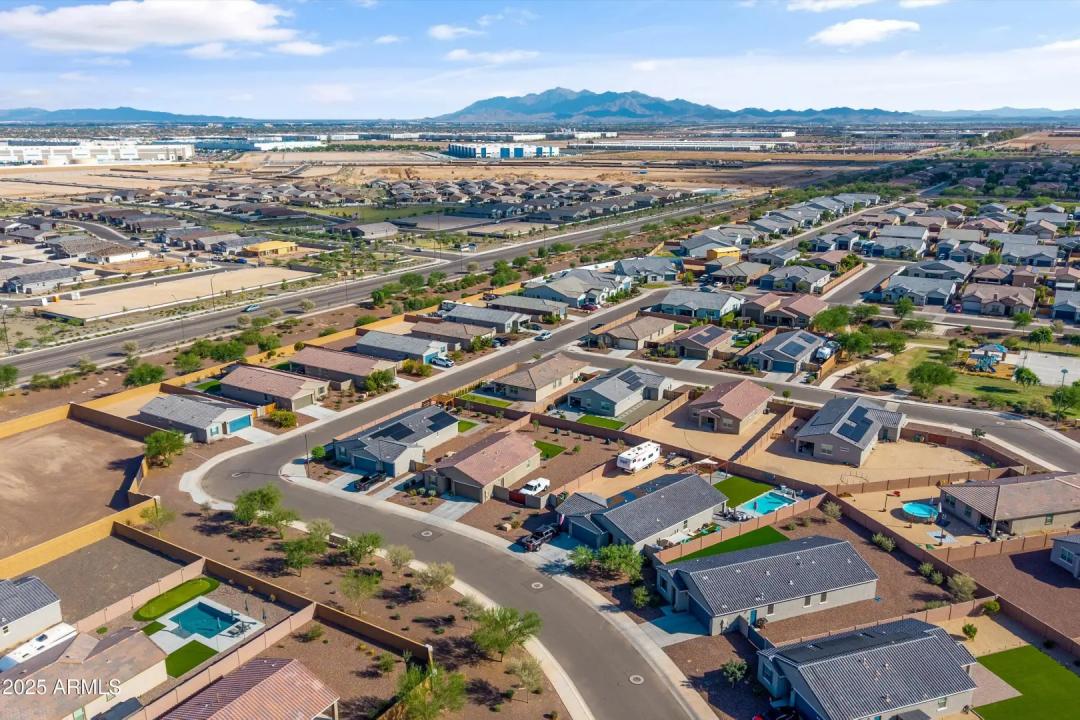 Real Estate Picture 55