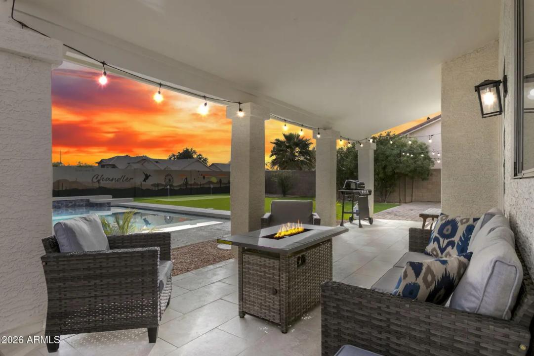 Real Estate Picture 2