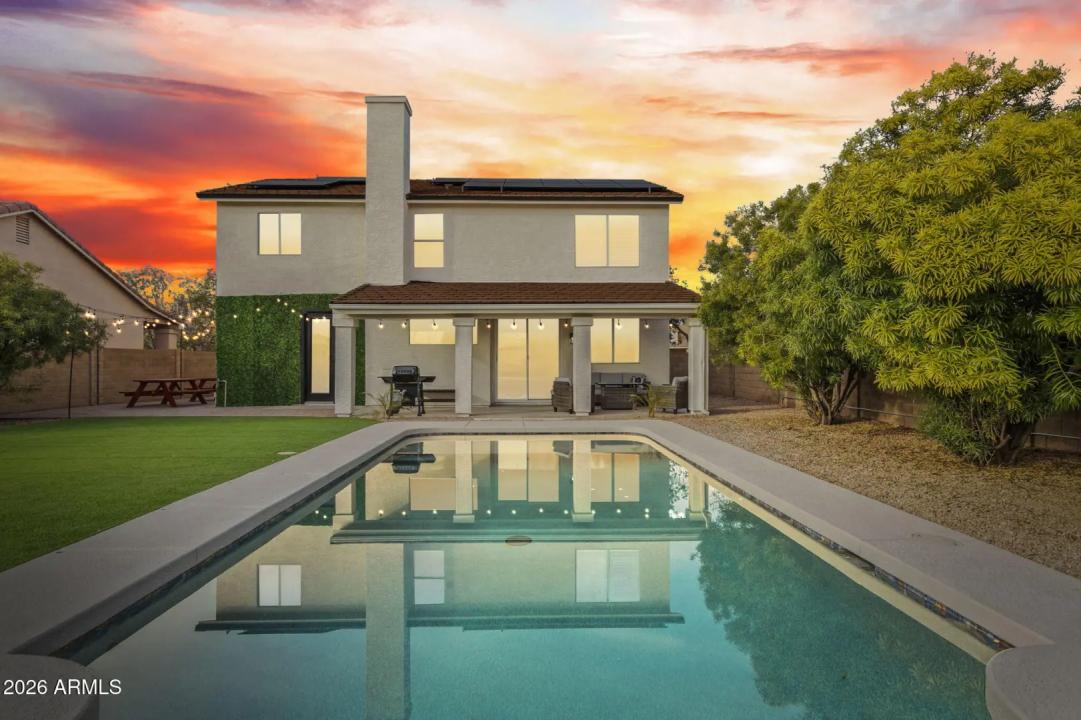 Real Estate Picture 1