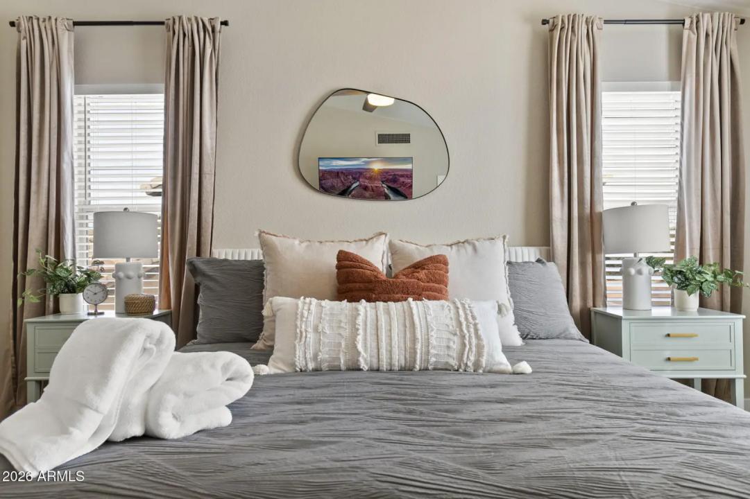 Real Estate Picture 22