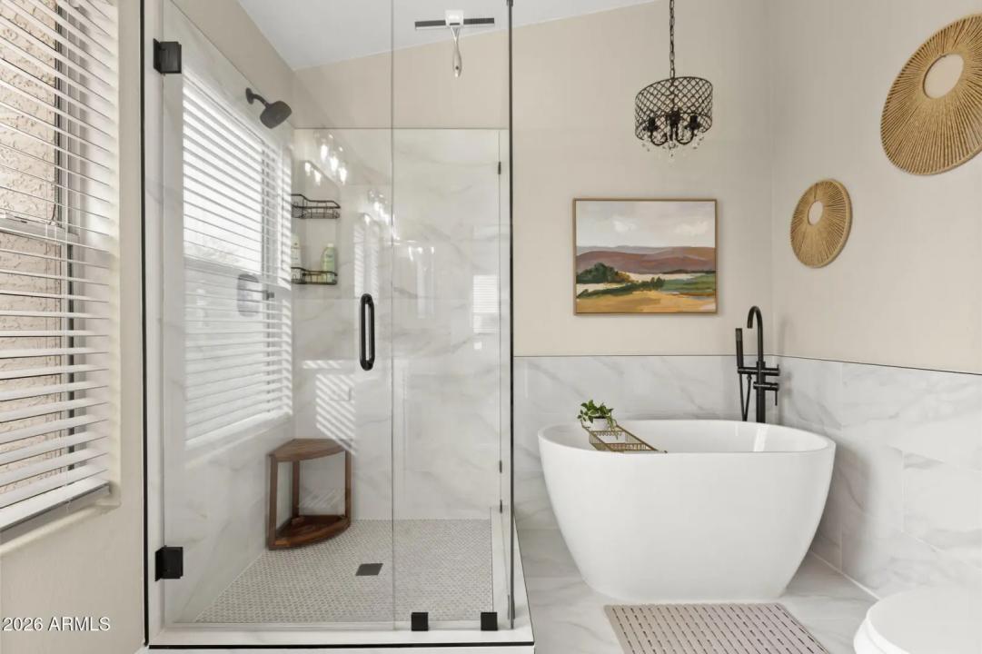 Real Estate Picture 25