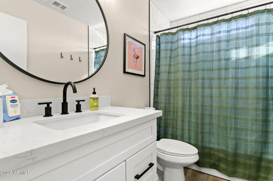 Real Estate Picture 27