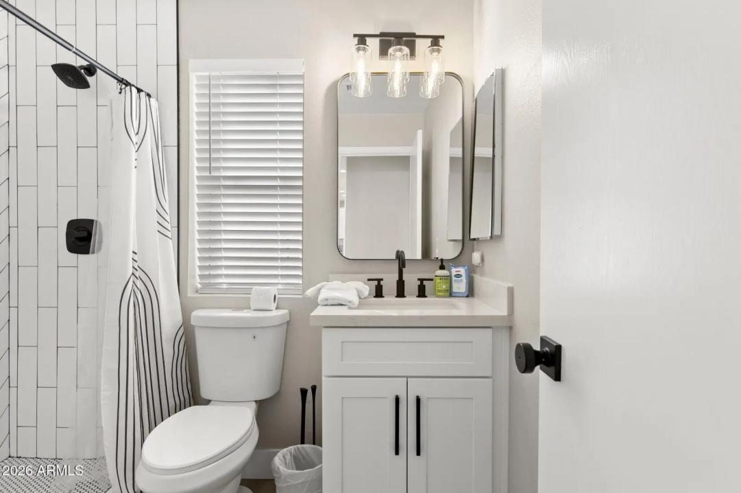 Real Estate Picture 32