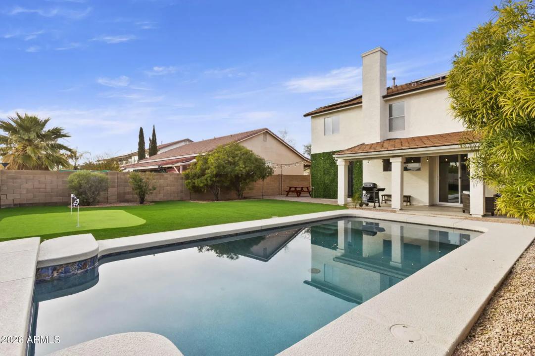 Real Estate Picture 48