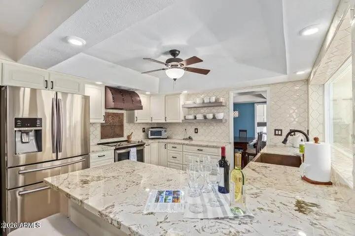 Real Estate Picture 10