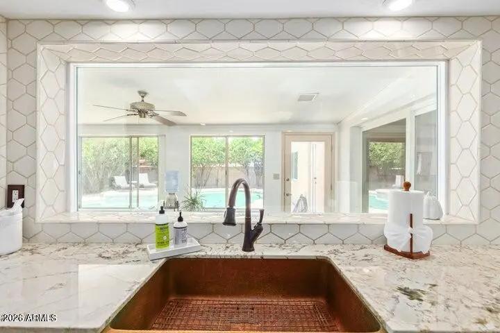 Real Estate Picture 14