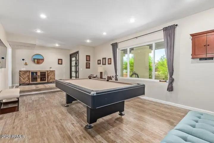 Real Estate Picture 4