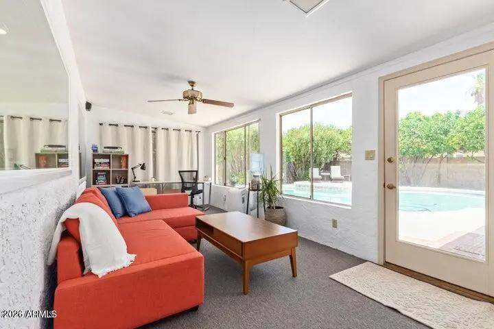 Real Estate Picture 24