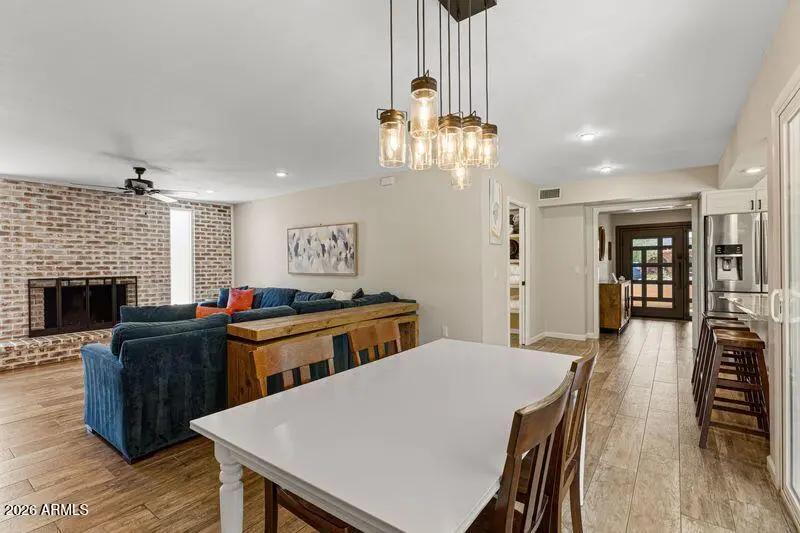 Real Estate Picture 13