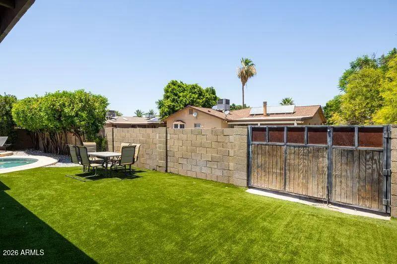 Real Estate Picture 34