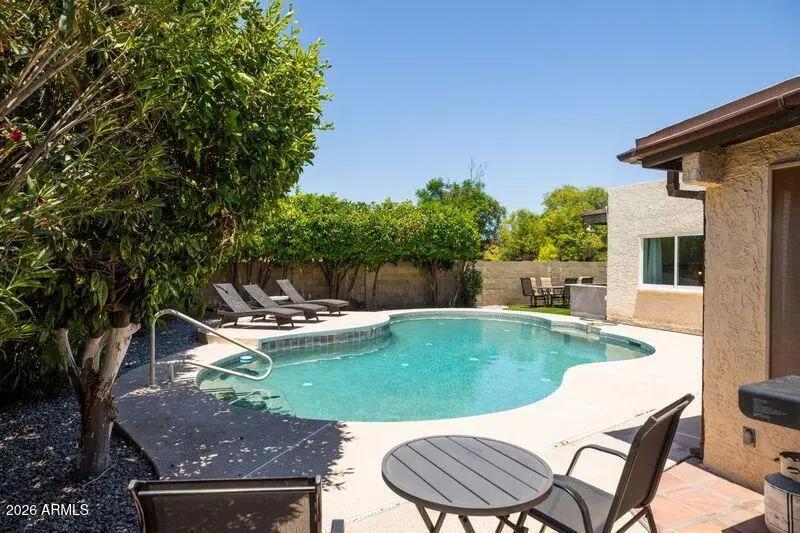 Real Estate Picture 29