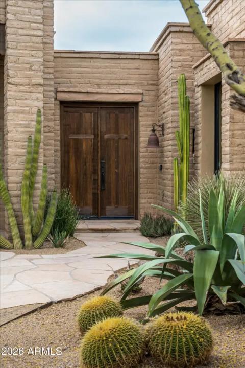 Real Estate Picture 6