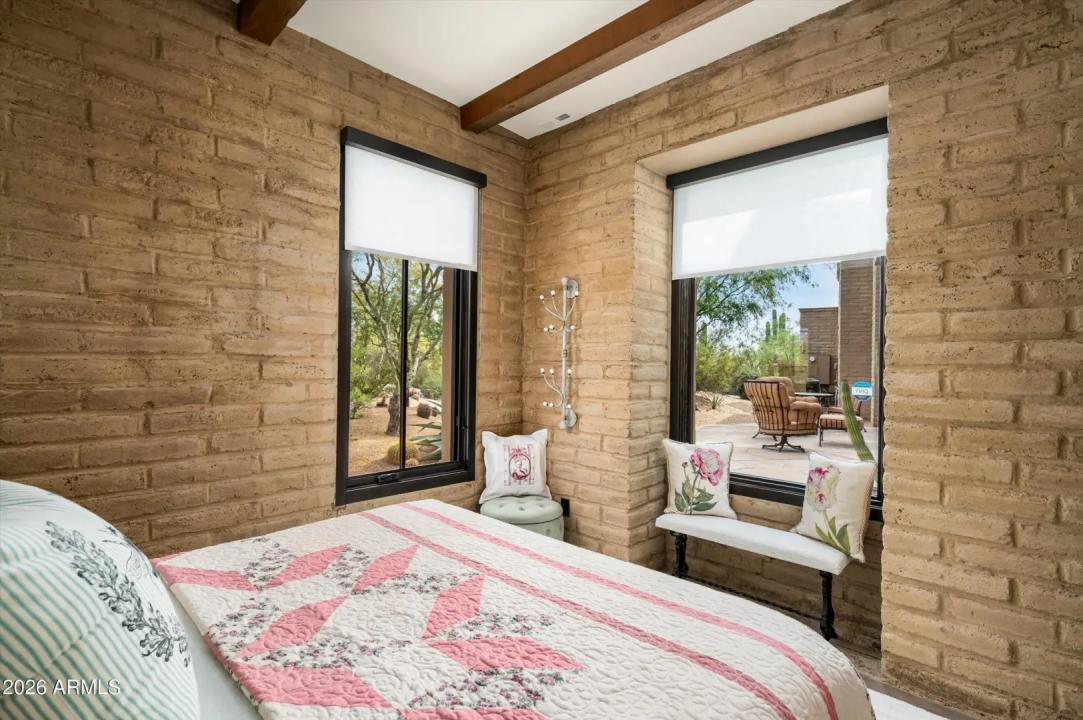 Real Estate Picture 24