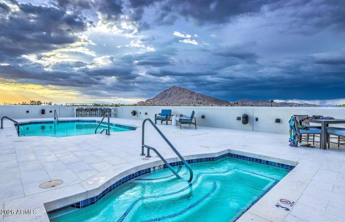 Real Estate Picture 23
