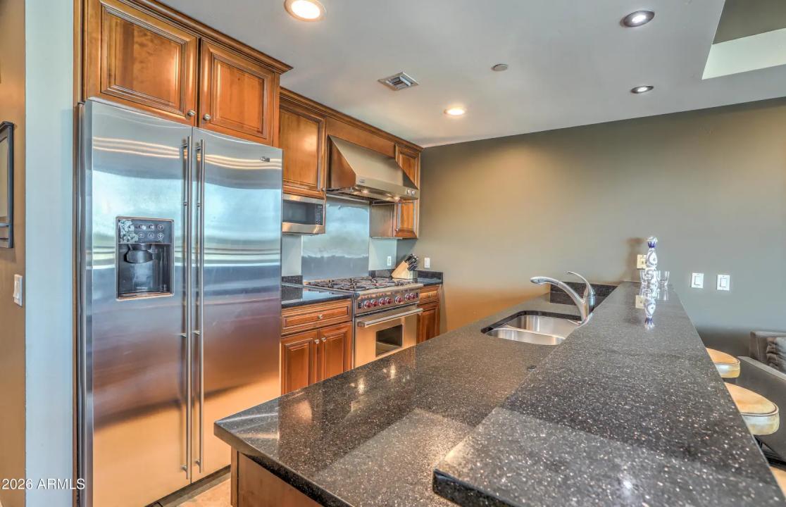 Real Estate Picture 6