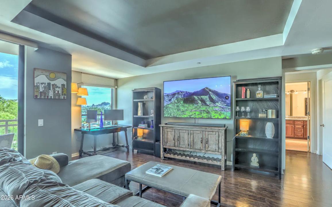 Real Estate Picture 9