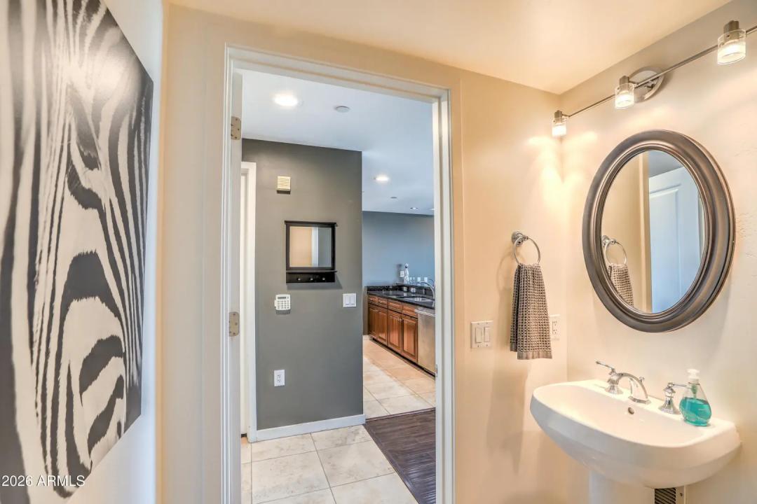 Real Estate Picture 21