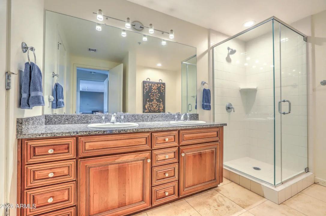 Real Estate Picture 18