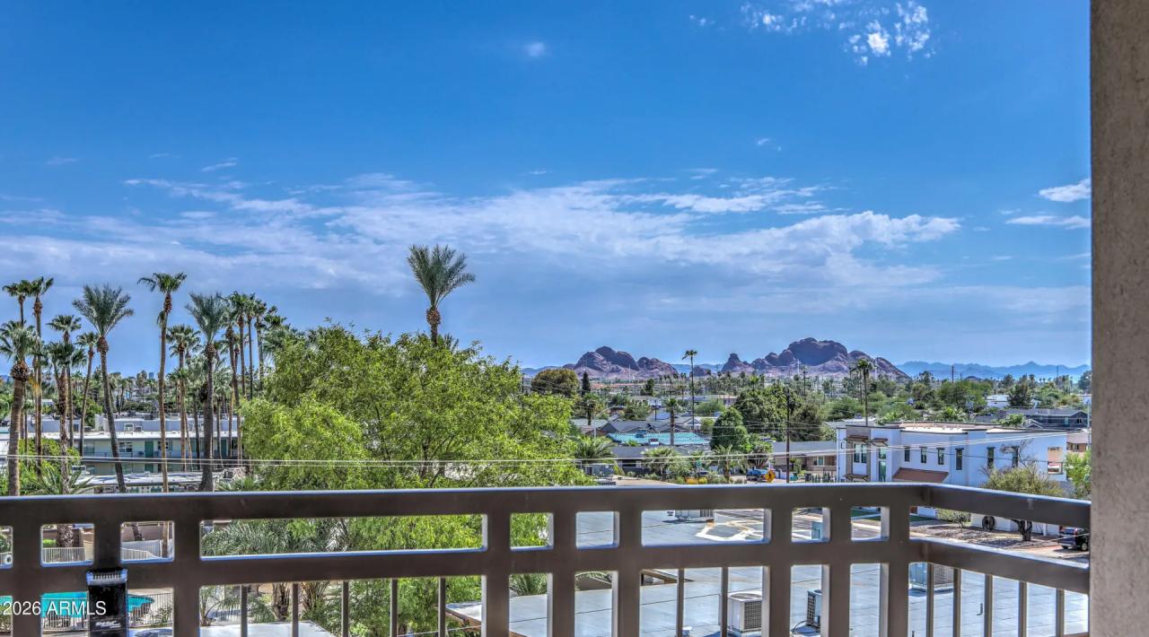 Real Estate Picture 23