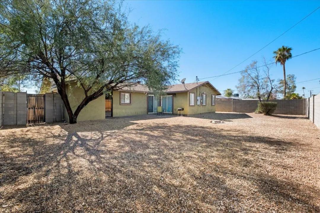 Real Estate Picture 21