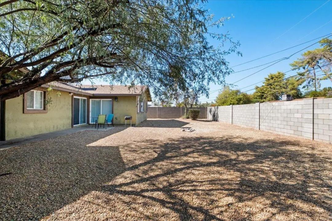 Real Estate Picture 20