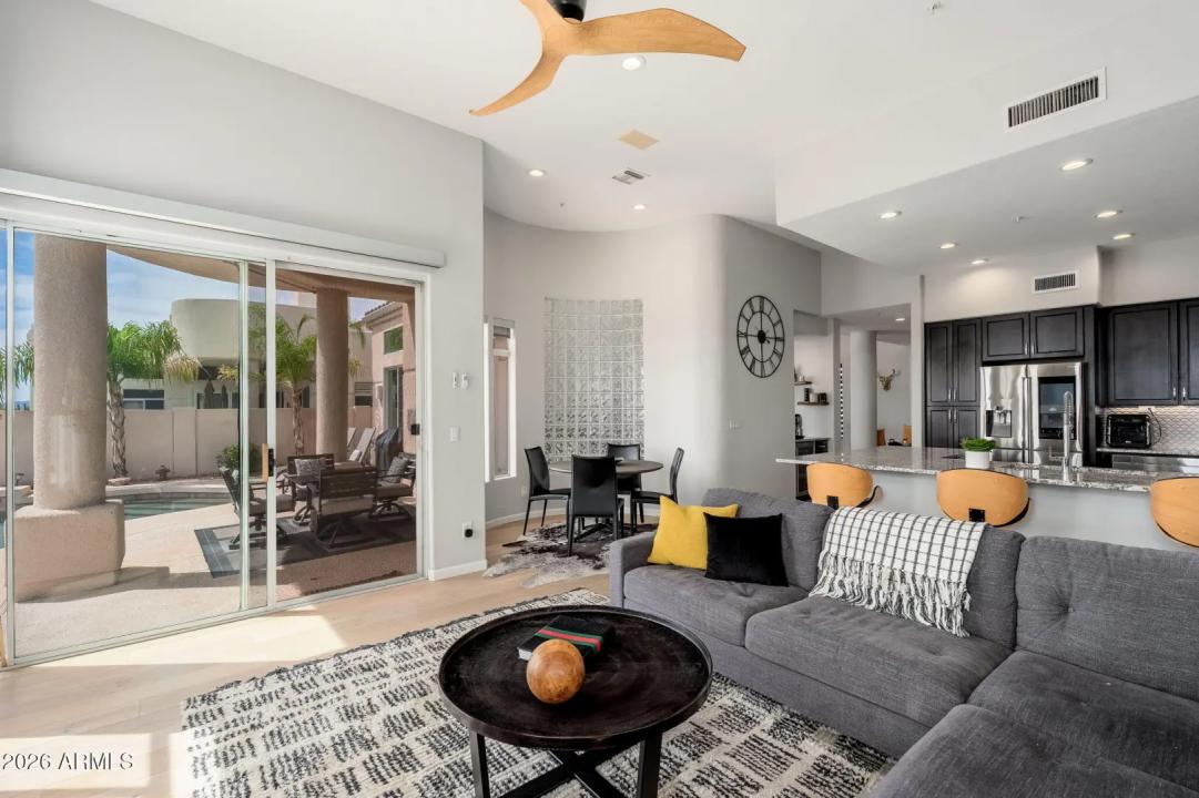 Real Estate Picture 20