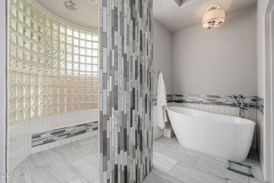 Real Estate Picture 27