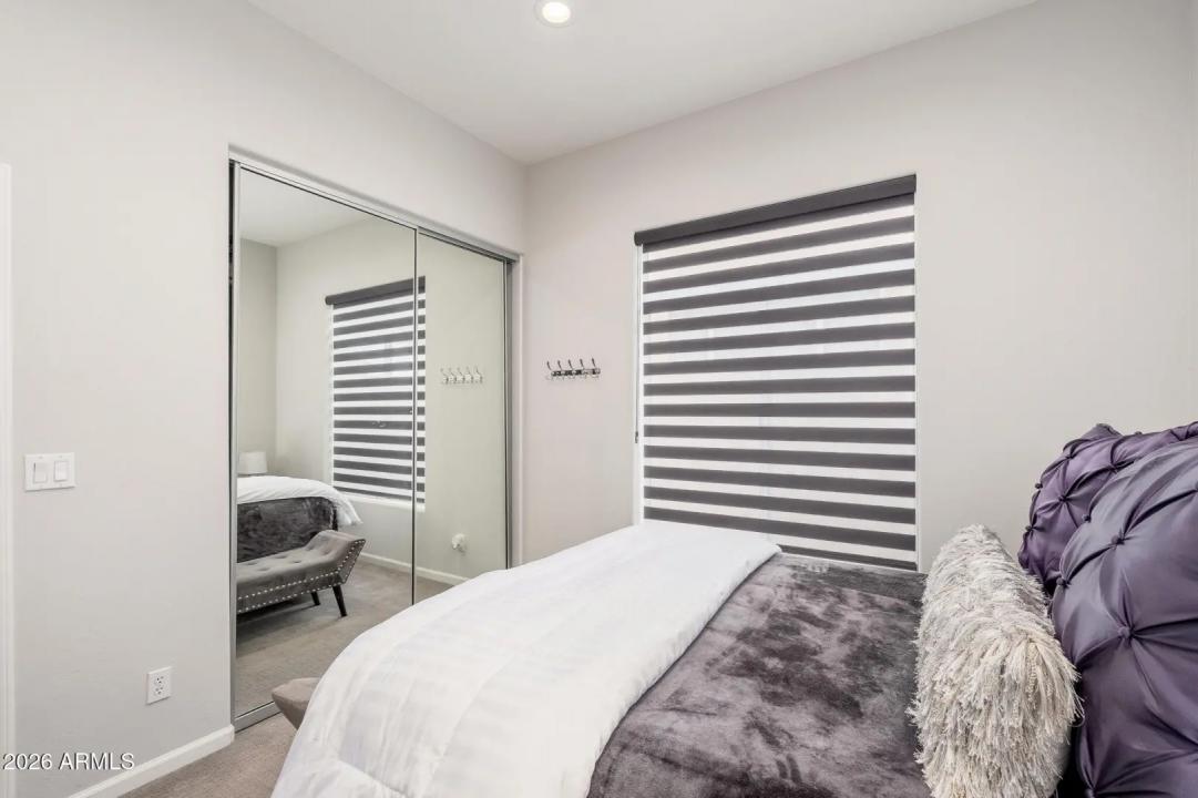 Real Estate Picture 30