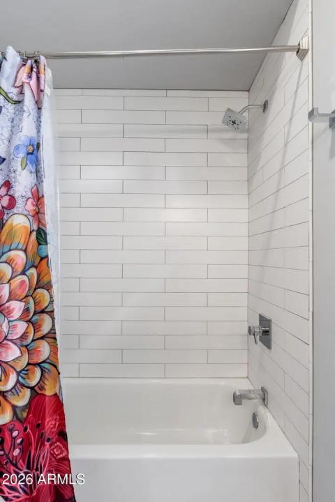 Real Estate Picture 33