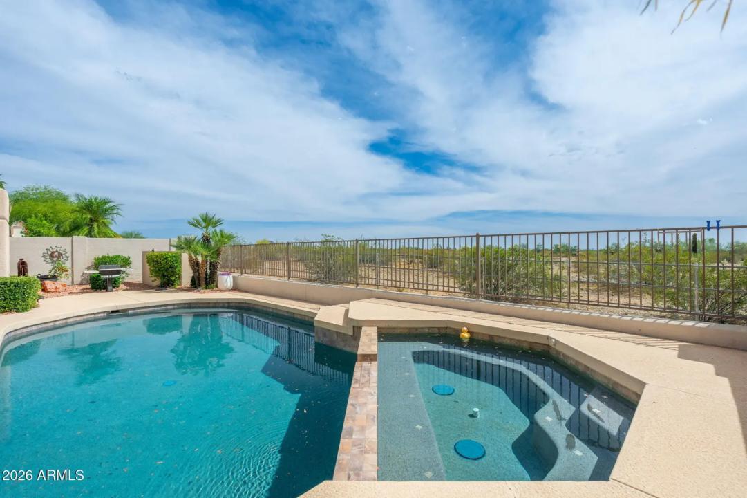 Real Estate Picture 38