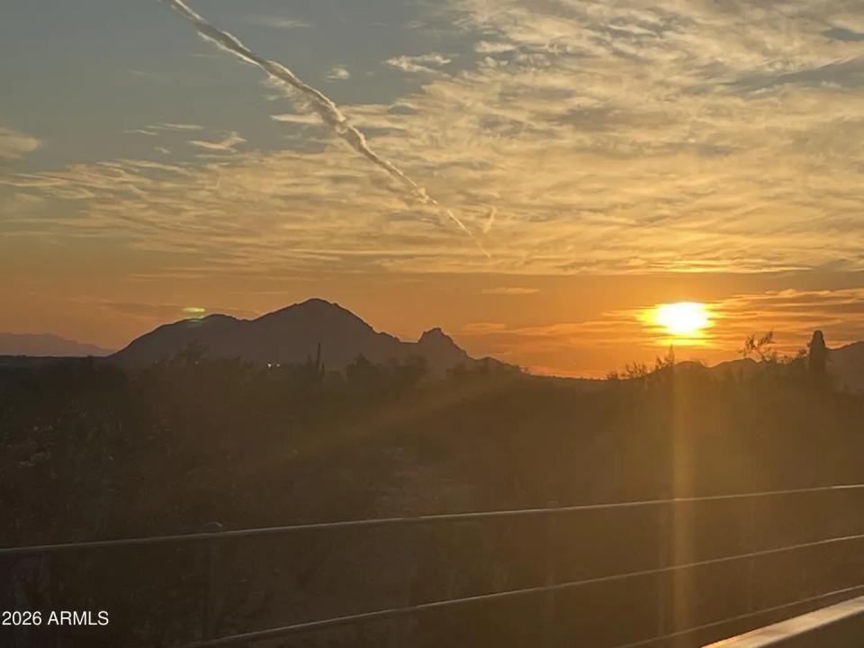 Real Estate Picture 44