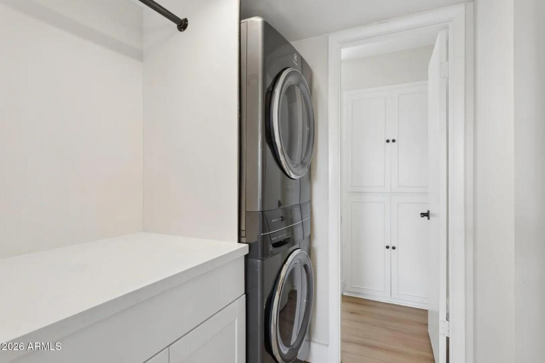 Real Estate Picture 15