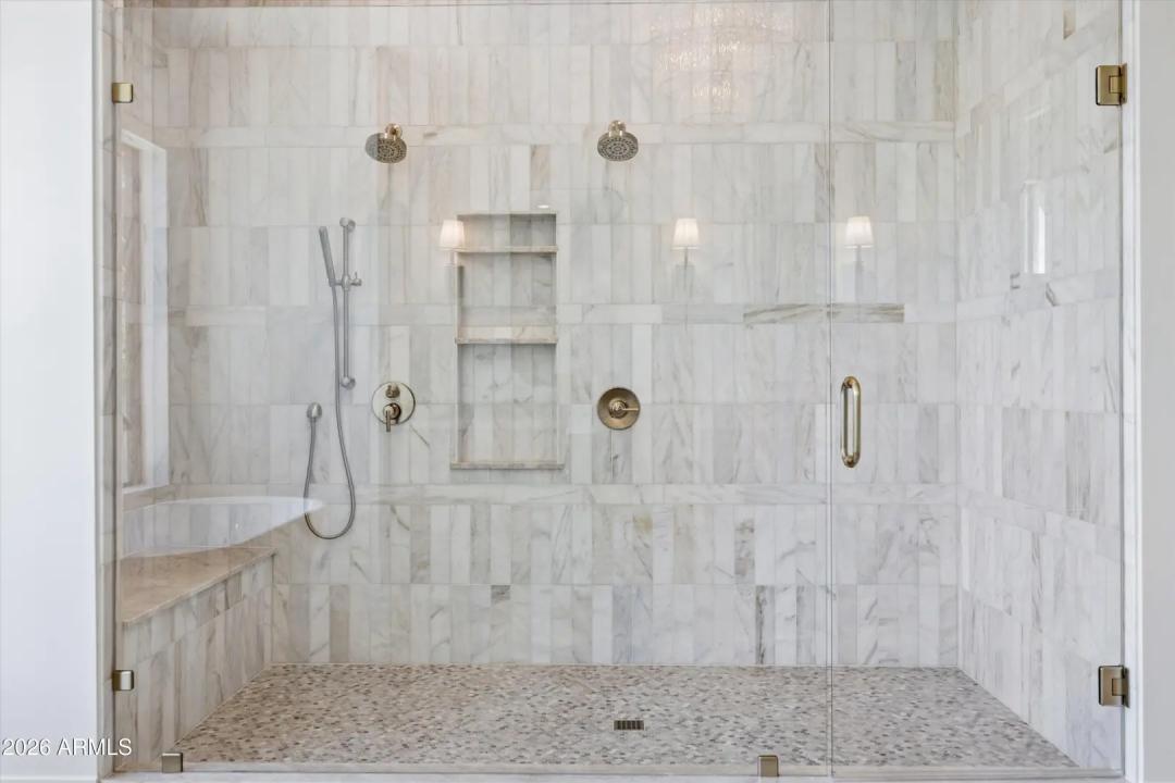 Real Estate Picture 22