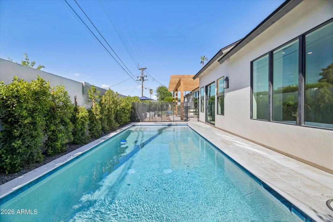 Real Estate Picture 44