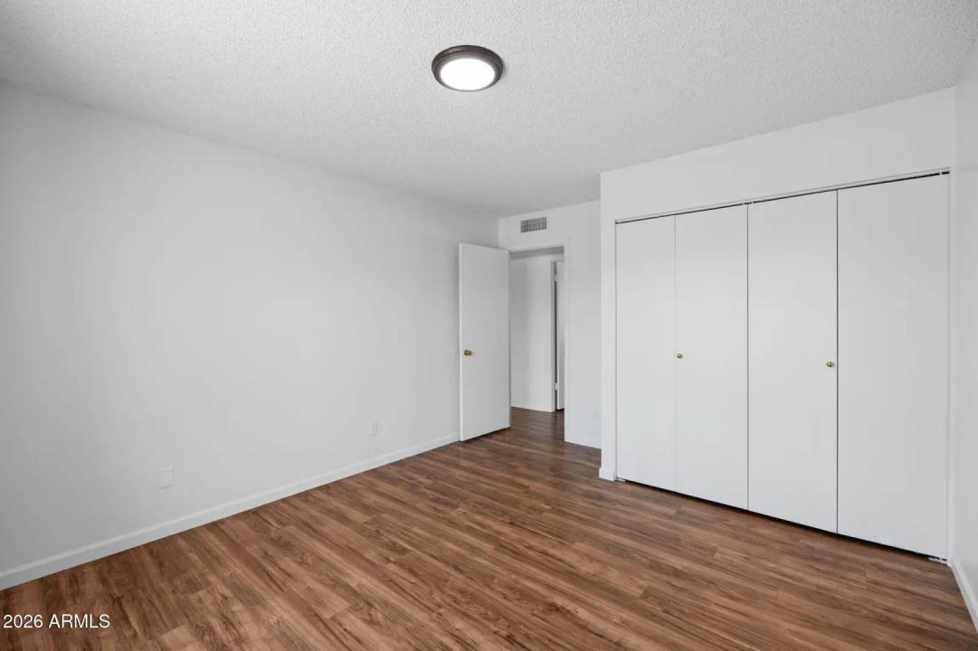 Real Estate Picture 21