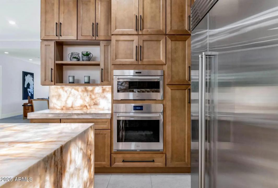 Real Estate Picture 13