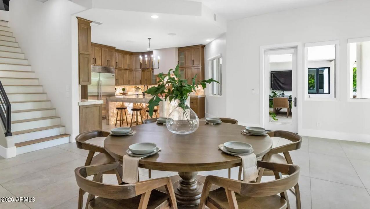 Real Estate Picture 19