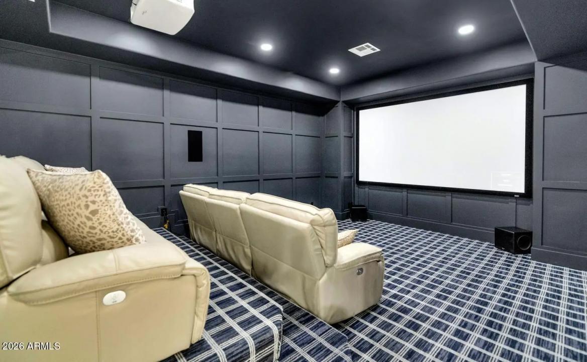 Real Estate Picture 25