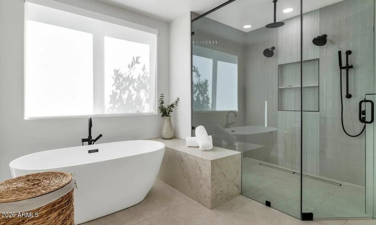Real Estate Picture 32