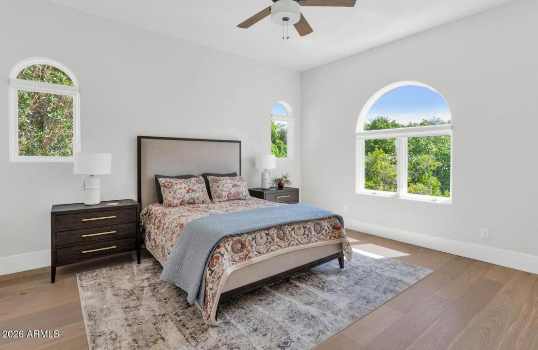 Real Estate Picture 34