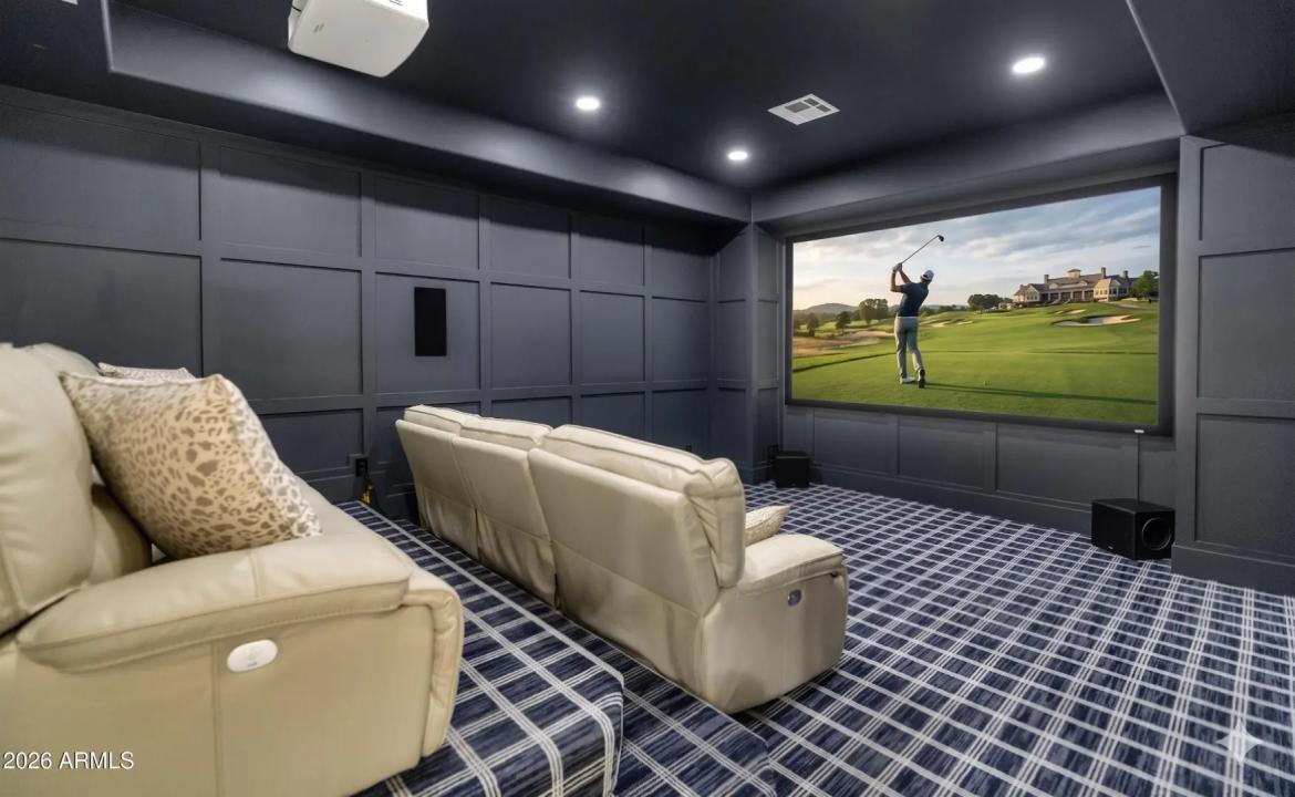 Real Estate Picture 25