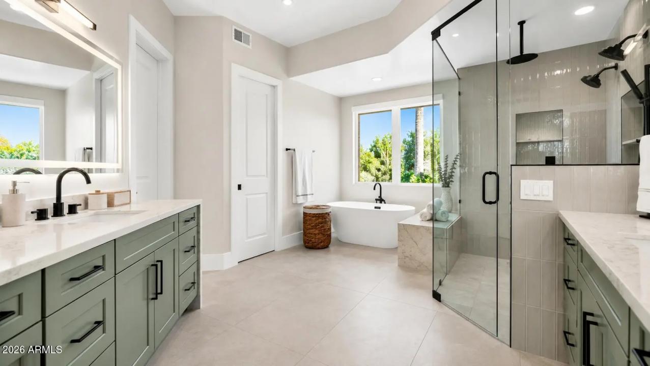 Real Estate Picture 27