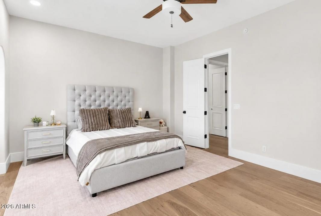 Real Estate Picture 37