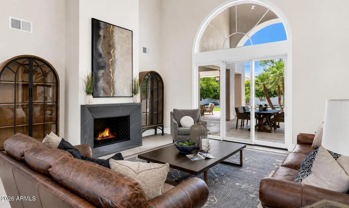 Real Estate Picture 6
