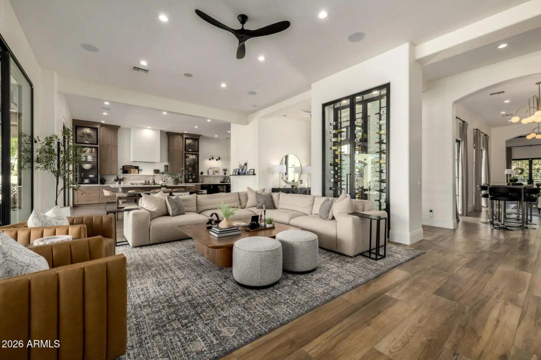 Real Estate Picture 19